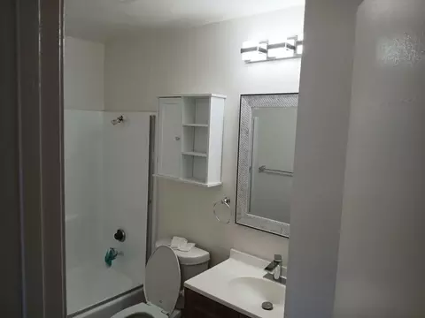 1601 W Civic Center Dr, Santa Ana, CA 92703