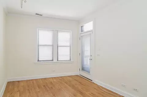 622 W Roscoe St, Chicago, IL 60657