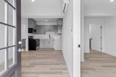 9632 Ball Rd, Anaheim, CA 92804