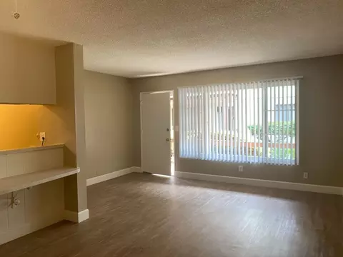 16661 Mcfadden Ave, Tustin, CA 92780