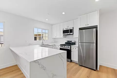 4264 42nd St, San Diego, CA 92105