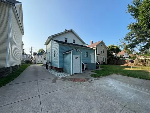 536 W 5th St, Erie, PA 16507