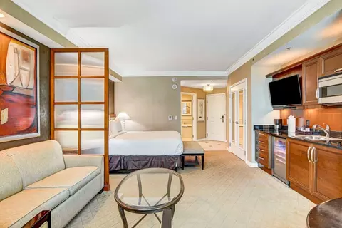 135 E Harmon Ave, Paradise, NV 89109 photo 5