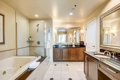 135 E Harmon Ave, Paradise, NV 89109 photo 40