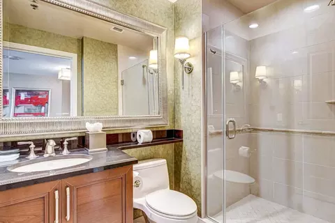 135 E Harmon Ave, Paradise, NV 89109 photo 28