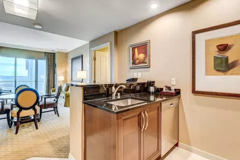 135 E Harmon Ave, Paradise, NV 89109 photo 27