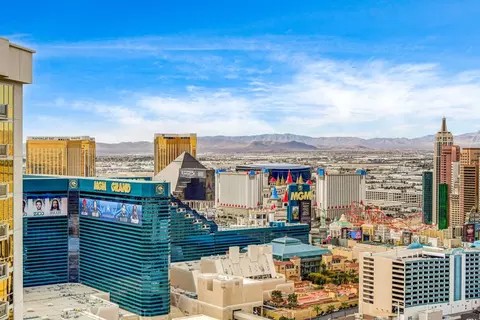 135 E Harmon Ave, Paradise, NV 89109 photo 19