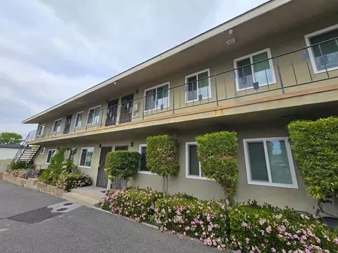 1975 Stanley Ave, Signal Hill, CA 90755