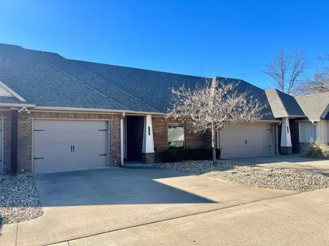 2525 Roy Rd, Tyler, TX 75707