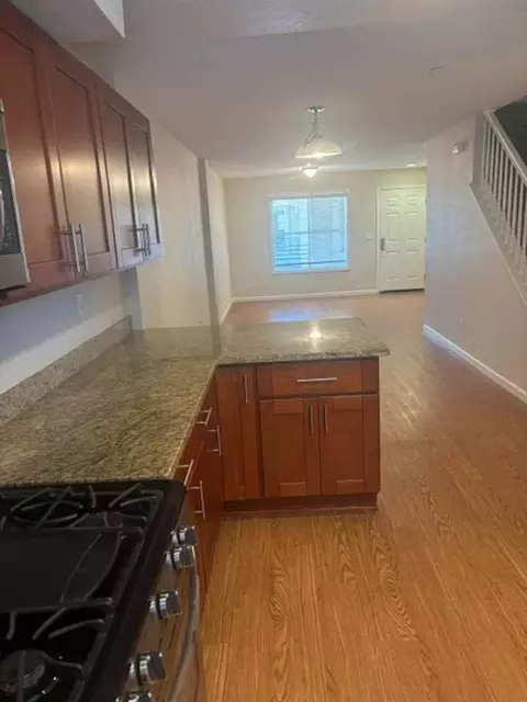 5497 Carlson Dr, Sacramento, CA 95819