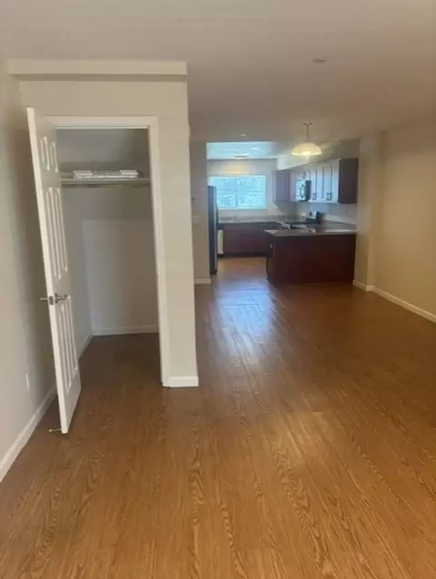 5497 Carlson Dr, Sacramento, CA 95819