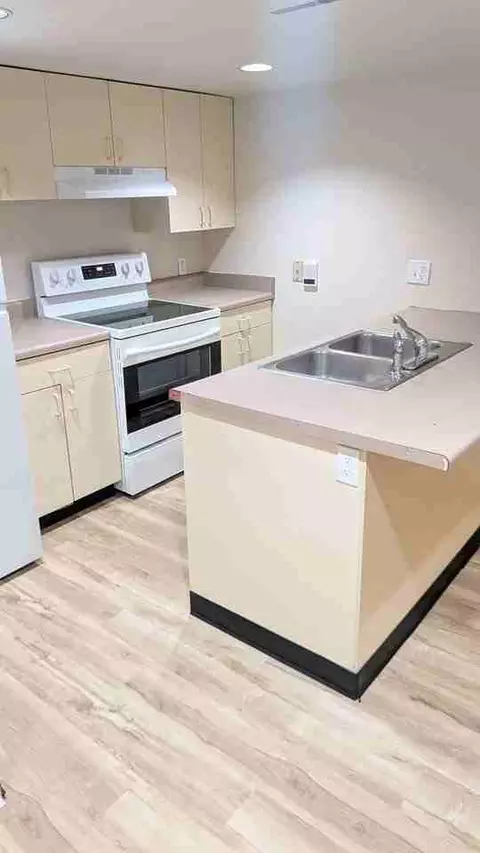 1713 Dunlap Ave, Marinette, WI 54143
