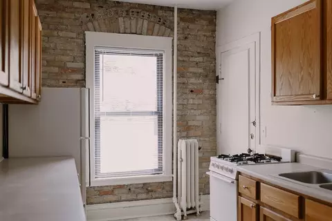 307 W 15th St, Minneapolis, MN 55403