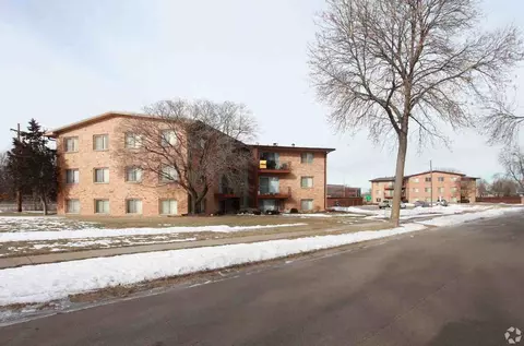 4641 4661 Independence Ave N #4641-4641, New Hope, MN 55428