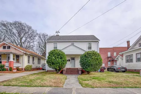 1135 Jackson Ave, Chesapeake, VA 23324