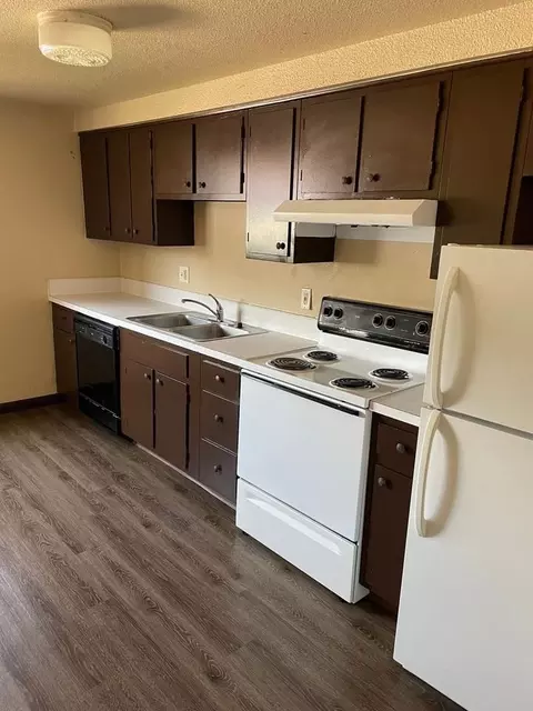1601 30th St NW, Cedar Rapids, IA 52405