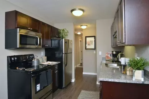 1829 Furness St, Maplewood, MN 55109