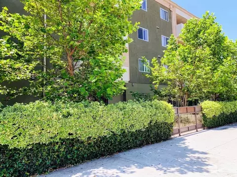 14654 Nordhoff St, Los Angeles, CA 91402