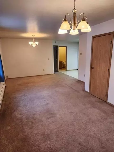 2555 Mission Rd, North Pole, AK 99705