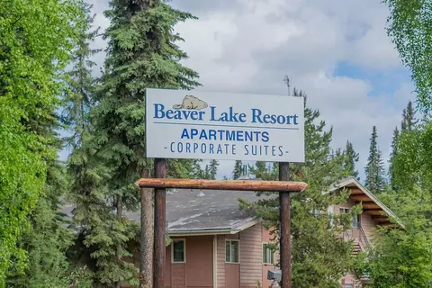 2555 Mission Rd, North Pole, AK 99705