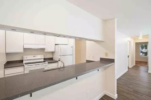 12250 Greenwood Ave N, Seattle, WA 98133