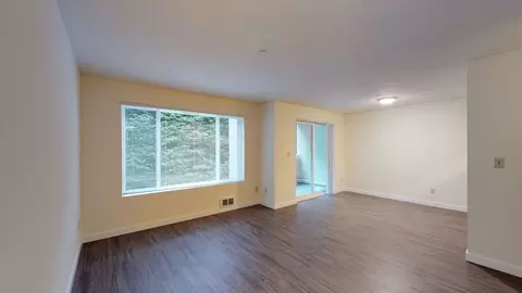 12250 Greenwood Ave N, Seattle, WA 98133
