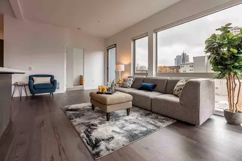 715 E Pine St, Seattle, WA 98122 photo 37