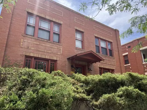218 Arno St SE, Albuquerque, NM 87102