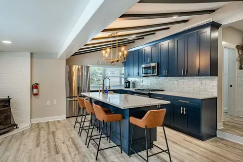 5708 Park Blvd, Wildwood, NJ 08260
