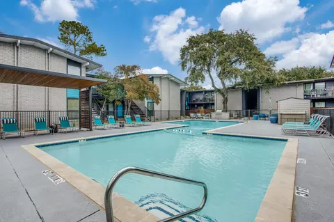 3136 Hudnall St, Dallas, TX 75235