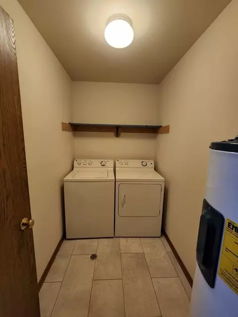 273 N Chicago Ave, South Milwaukee, WI 53172