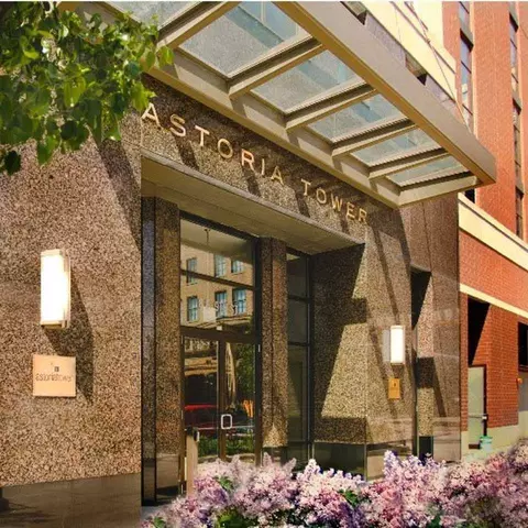 8 E 9th St, Chicago, IL 60605