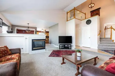 8126 S Clover Spring Ln, Cottonwood Heights, UT 84121