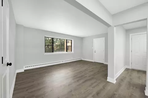 2050 E 72nd Pl, Chicago, IL 60649 photo 6