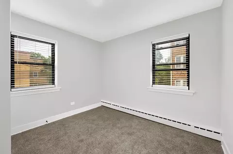 2050 E 72nd Pl, Chicago, IL 60649 photo 10