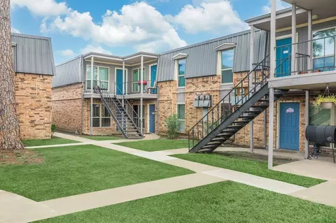 670 Maxey Rd, Houston, TX 77013 photo 2