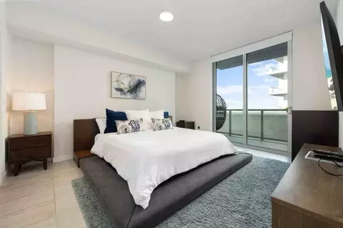 Biscayne Blvd, Miami, FL 33137 photo 4