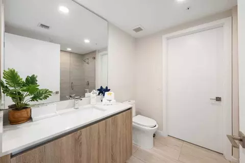 Biscayne Blvd, Miami, FL 33137 photo 35