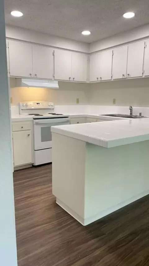 1080 E Lassen Ave, Chico, CA 95973
