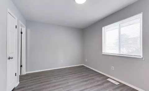 3606 Pleasant Grove Rd, Lansing, MI 48910