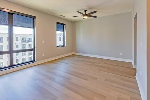 4647 Dodge St, Omaha, NE 68132 photo 42