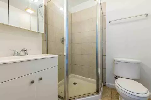7131 S Yates Blvd, Chicago, IL 60649 photo 3
