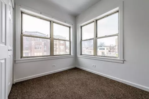 7131 S Yates Blvd, Chicago, IL 60649 photo 8