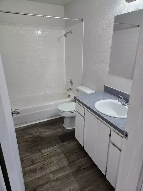 7015 SE Lake Rd, Oatfield, OR 97267 photo 5