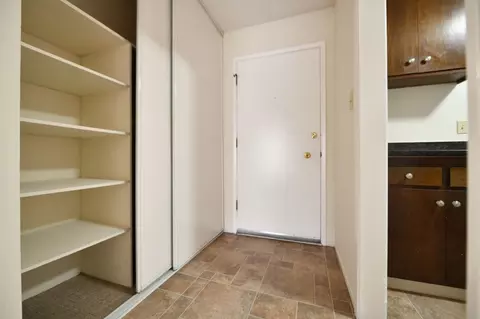 2725 Haste St, Berkeley, CA 94704 photo 3