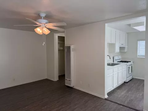 4907 14 Hayter Ave, Lakewood, CA 90712