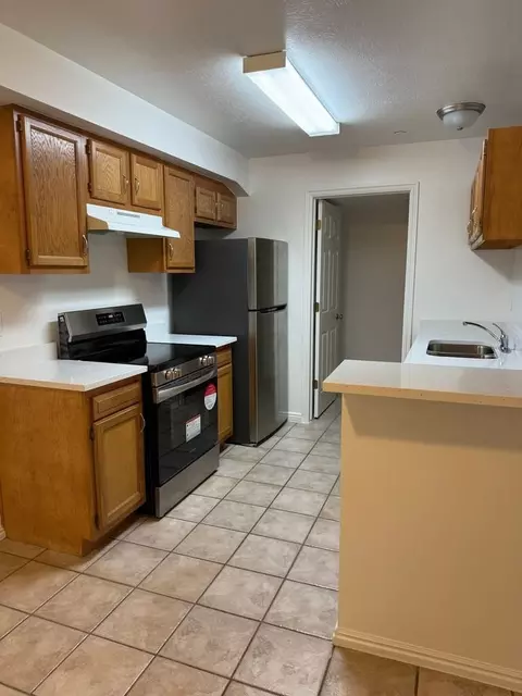 1342 E Gentile St, Layton, UT 84040