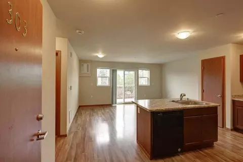 12210 Ambaum Blvd SW, Burien, WA 98146