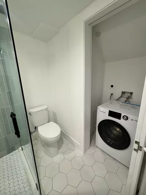 914 7th St, Santa Monica, CA 90403