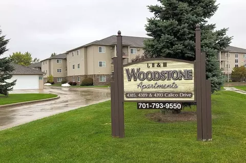 4389 Calico Dr S, Fargo, ND 58104